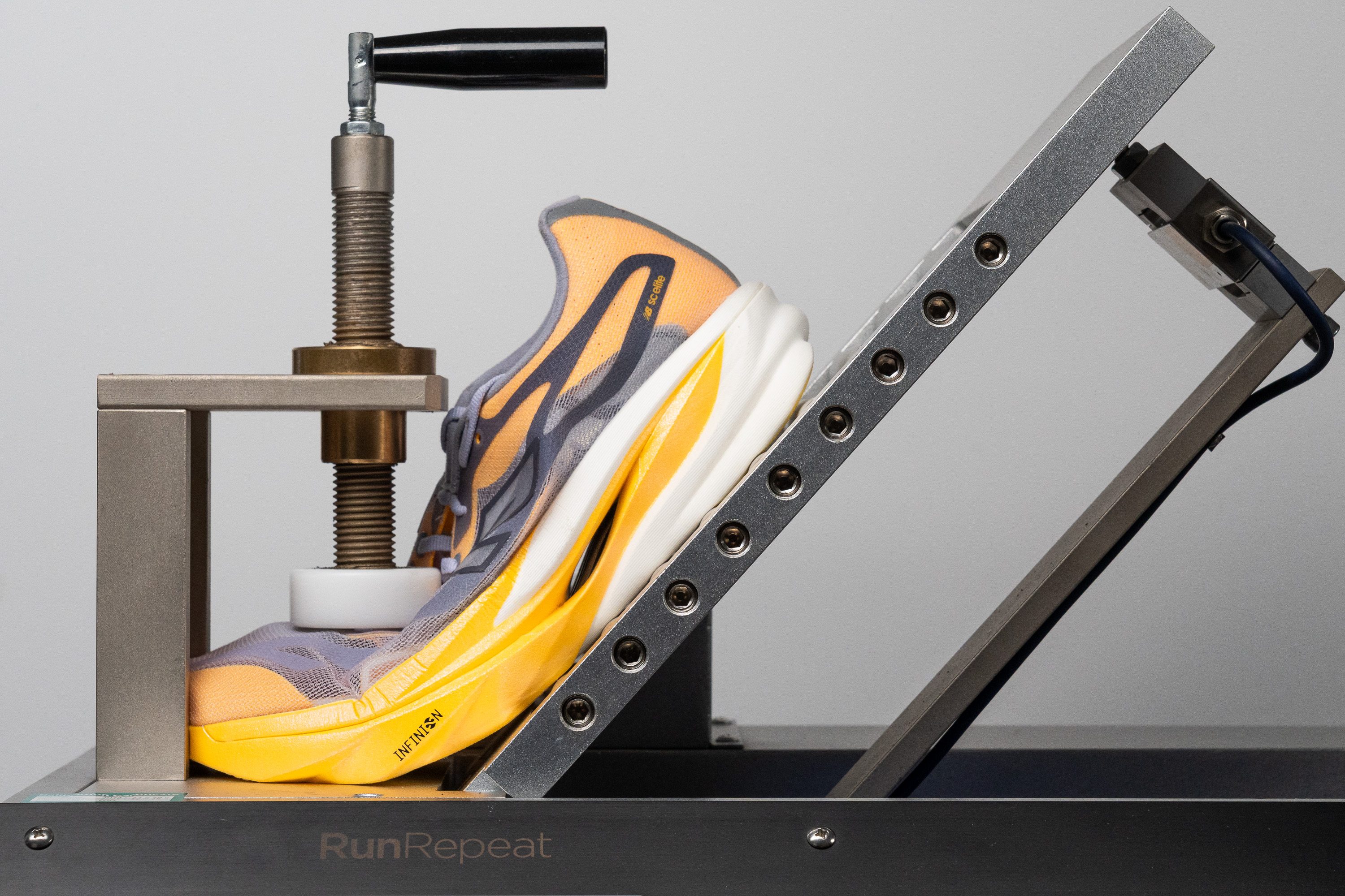 New Balance SuperComp Elite v6 Flexibility / Stiffness