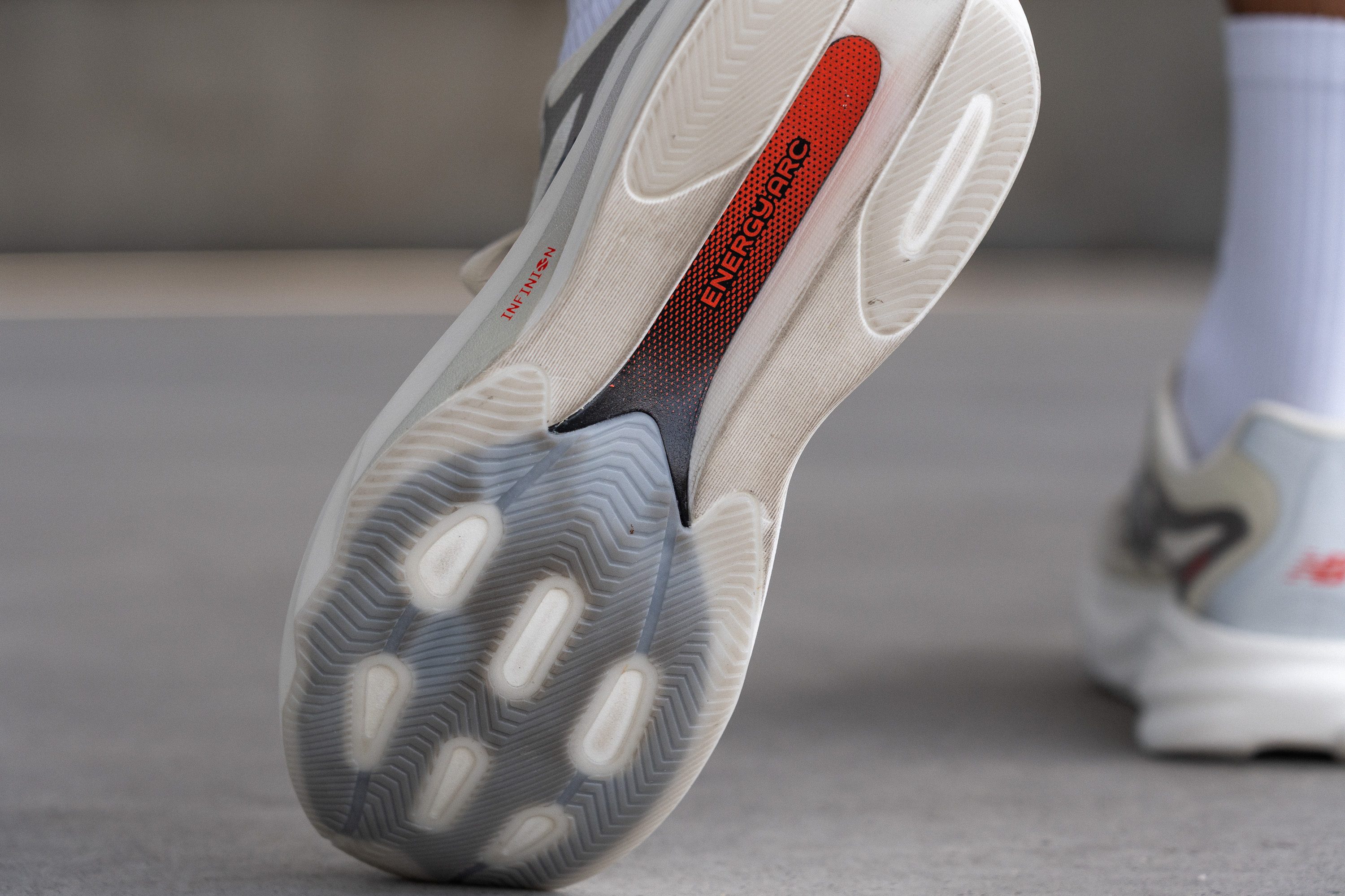 New Balance SuperComp Rebel outsole traslucent