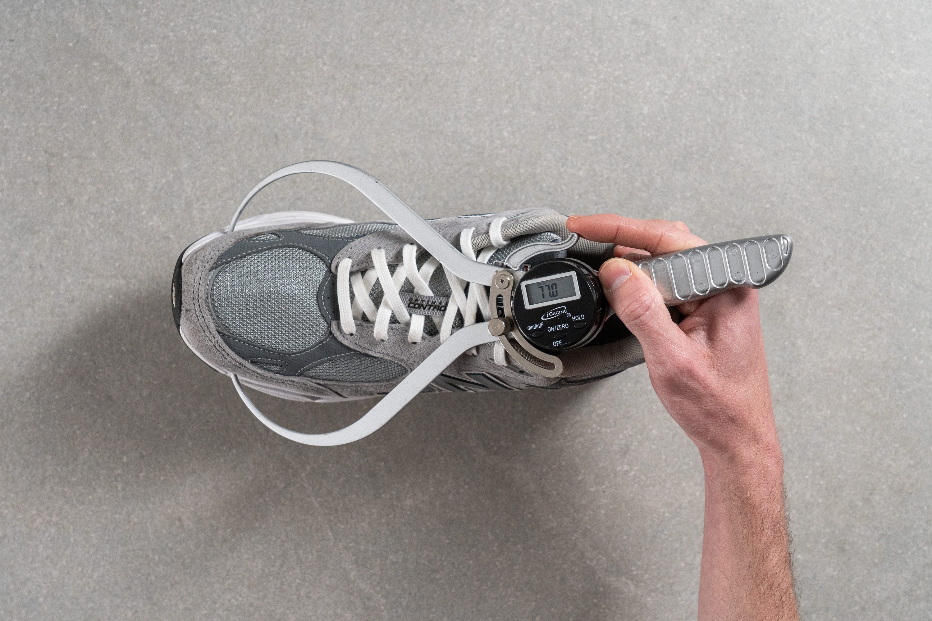 zapatillas de running New Balance mujer asfalto talla 37.5 baratas menos de 60 Toebox width at the big toe