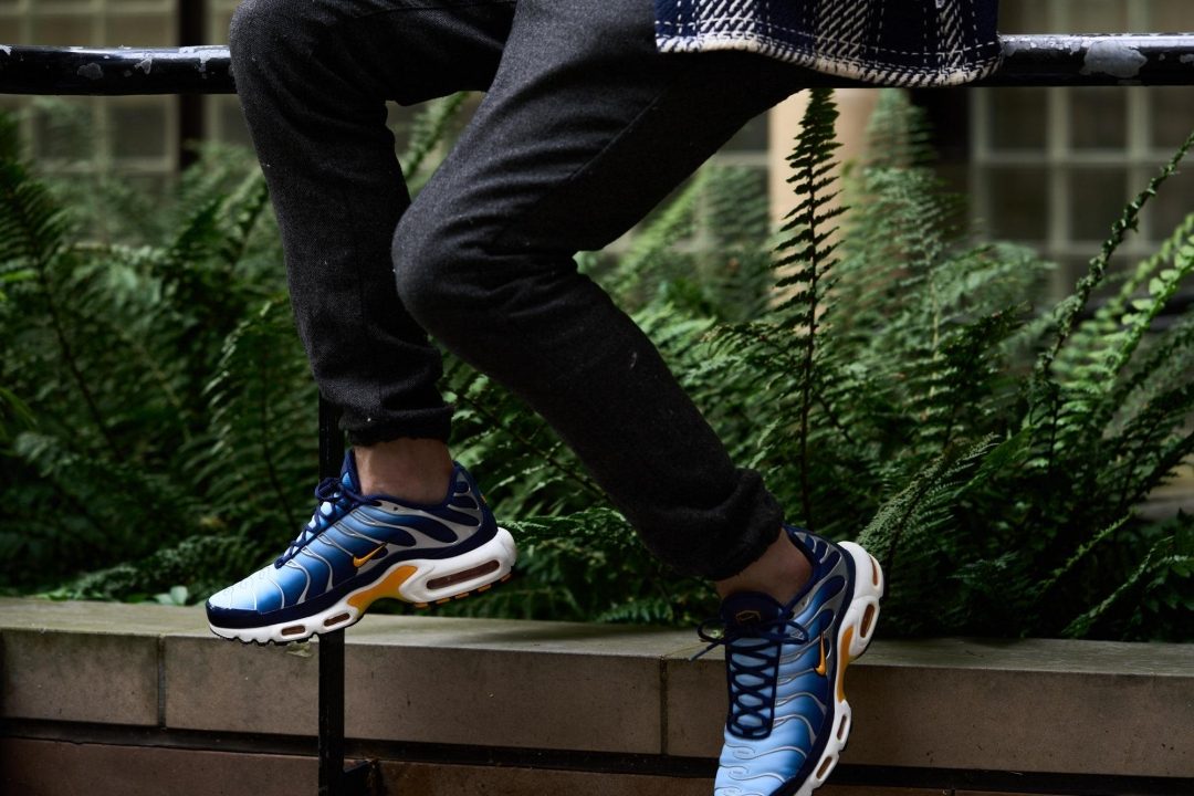 footaction air max plus