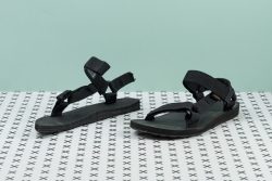 Teva Original Universal
