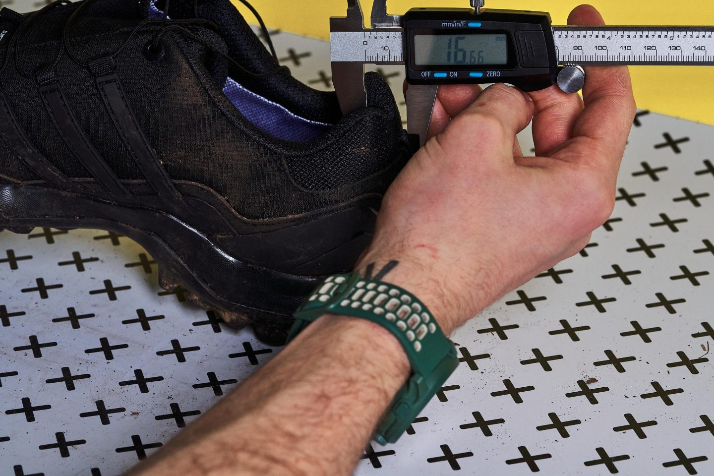 terrex swift r2 shoes