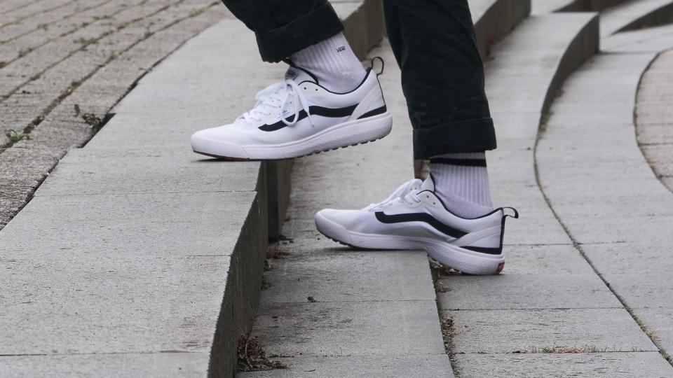 Vans UltraRange EXO