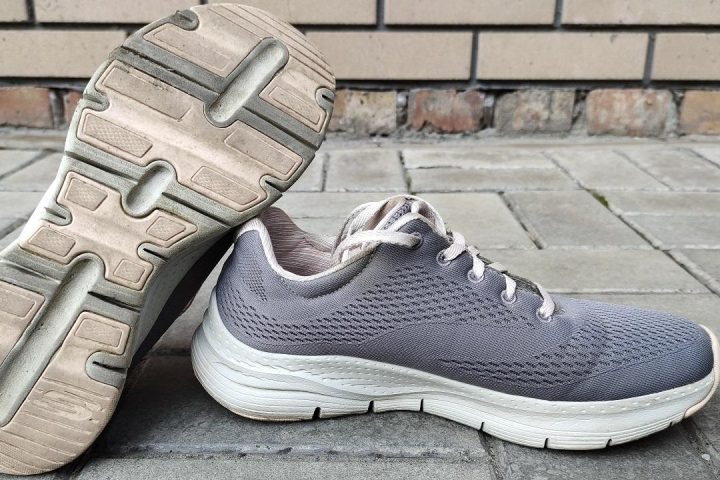 Comparison | Skechers Arch Fit Review, La première basket Skechers ...