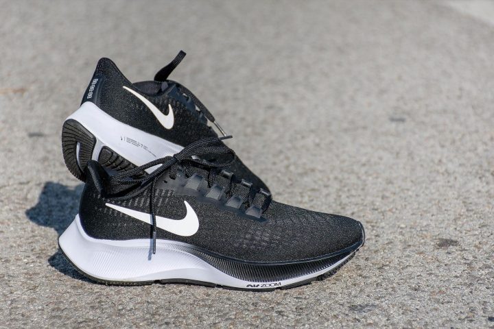 nike pegasus 37 black white