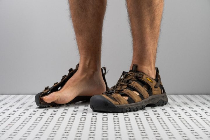 靴 Post Production Hunt Sandals 4H 25SS Amazon.com | Hush Puppies Men's Ankle-Strap Sport Sandal, Grey, 8