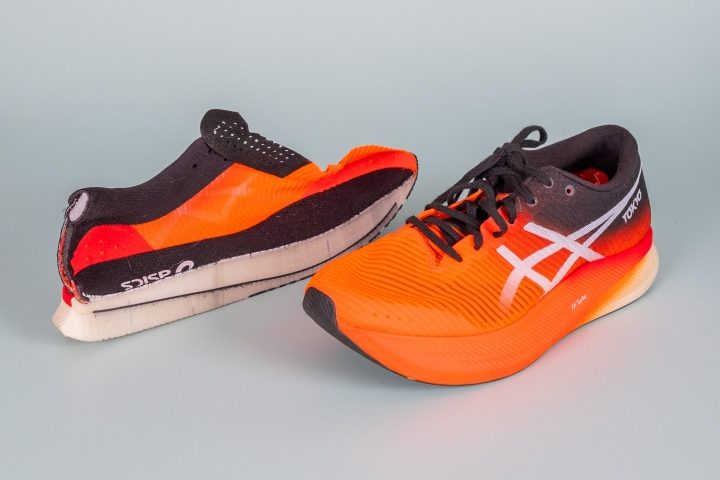 Cortadas por la mitad Analisis y review de las ASICS Metaspeed Sky RunRepeat