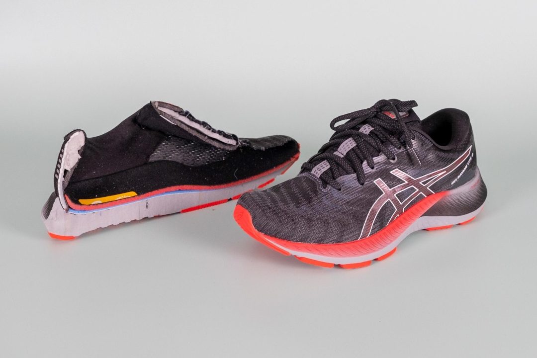 Cut in half: ASICS Gel Kayano Lite 2 Review | RunRepeat