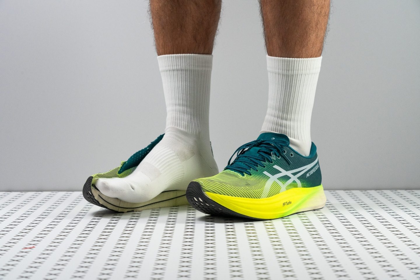 Cut in half: ASICS Metaspeed Edge+ Review | RunRepeat