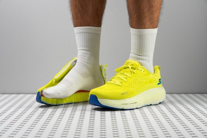 Skechers go run 6 mens gold online