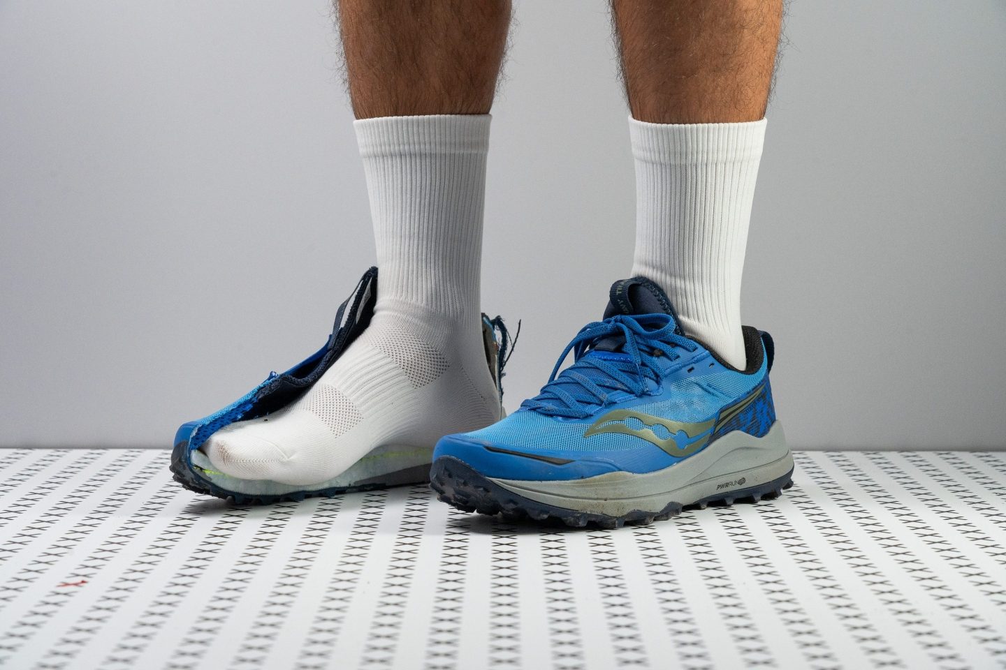Cut in half Saucony Xodus Ultra 2 Review (2024) RunRepeat