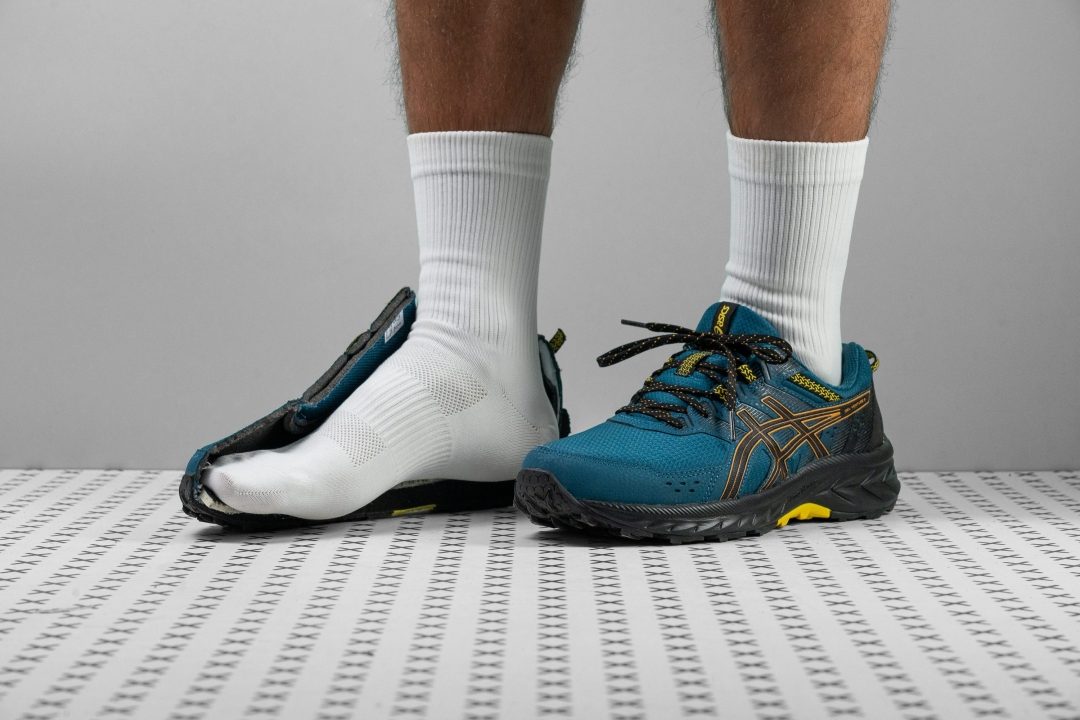 asics pro running shoes