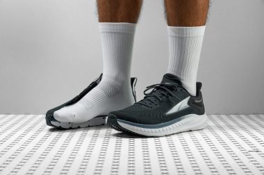 zapatillas de running ultra boost 10k talla 47.5