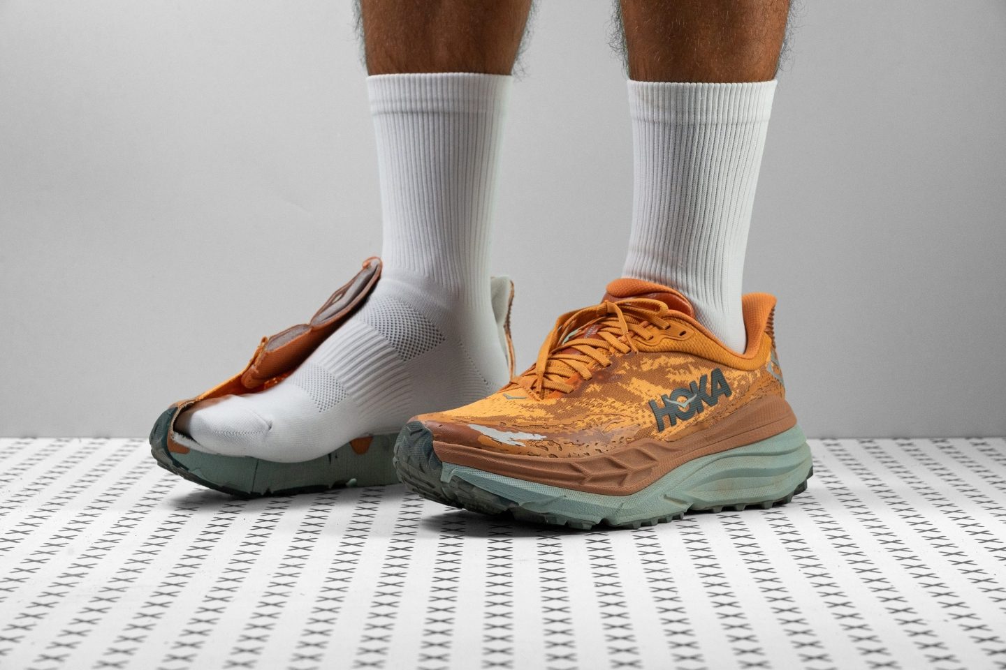 hoka stinson mid