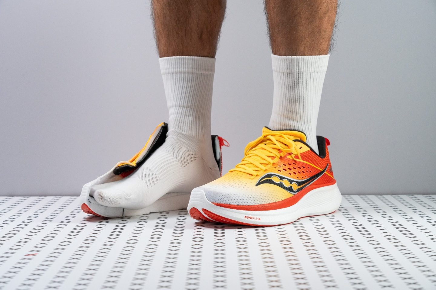 saucony women's walking shoes
