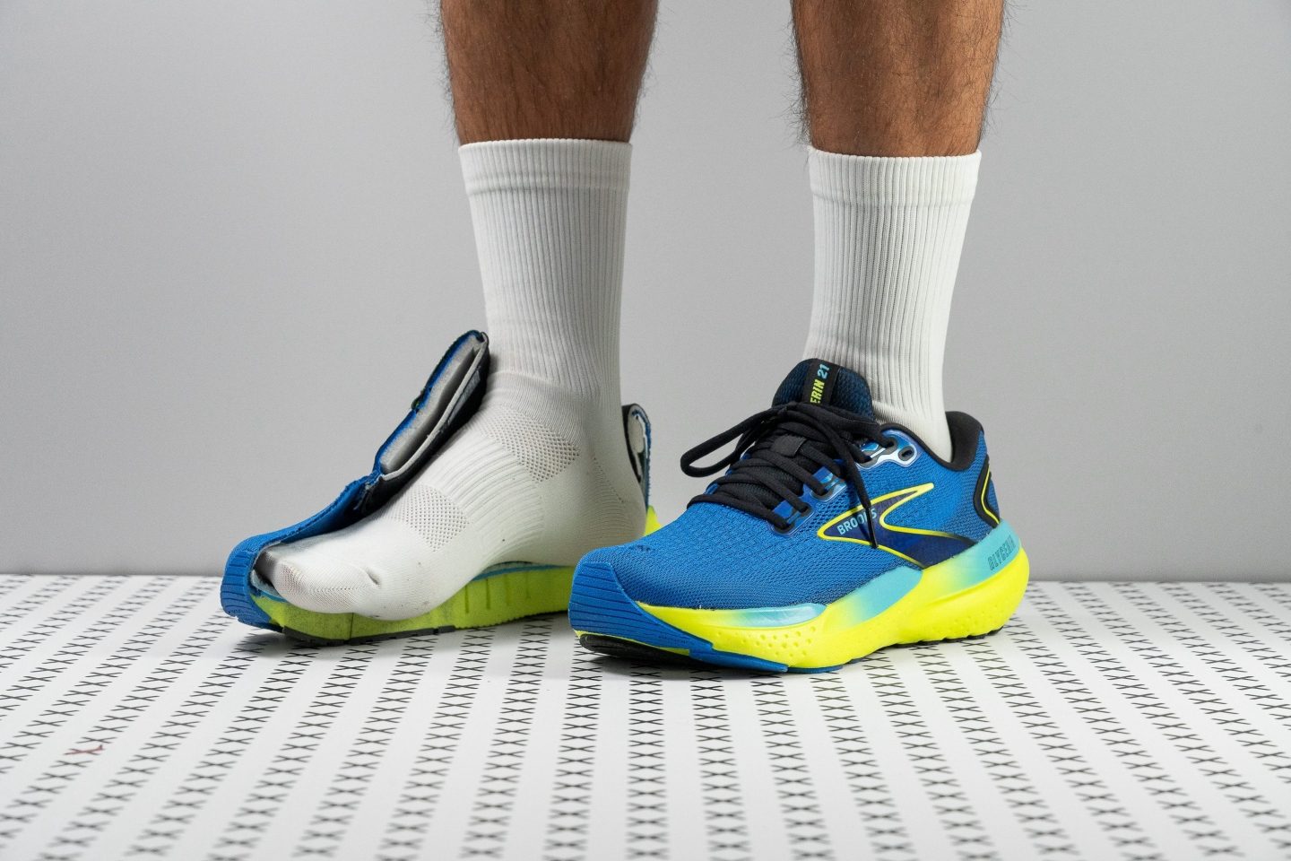 comfortable jogging shoes