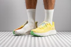 Nike W Air Max 27 React CW394-1 Damen Sneaker Neu & OVP verschied