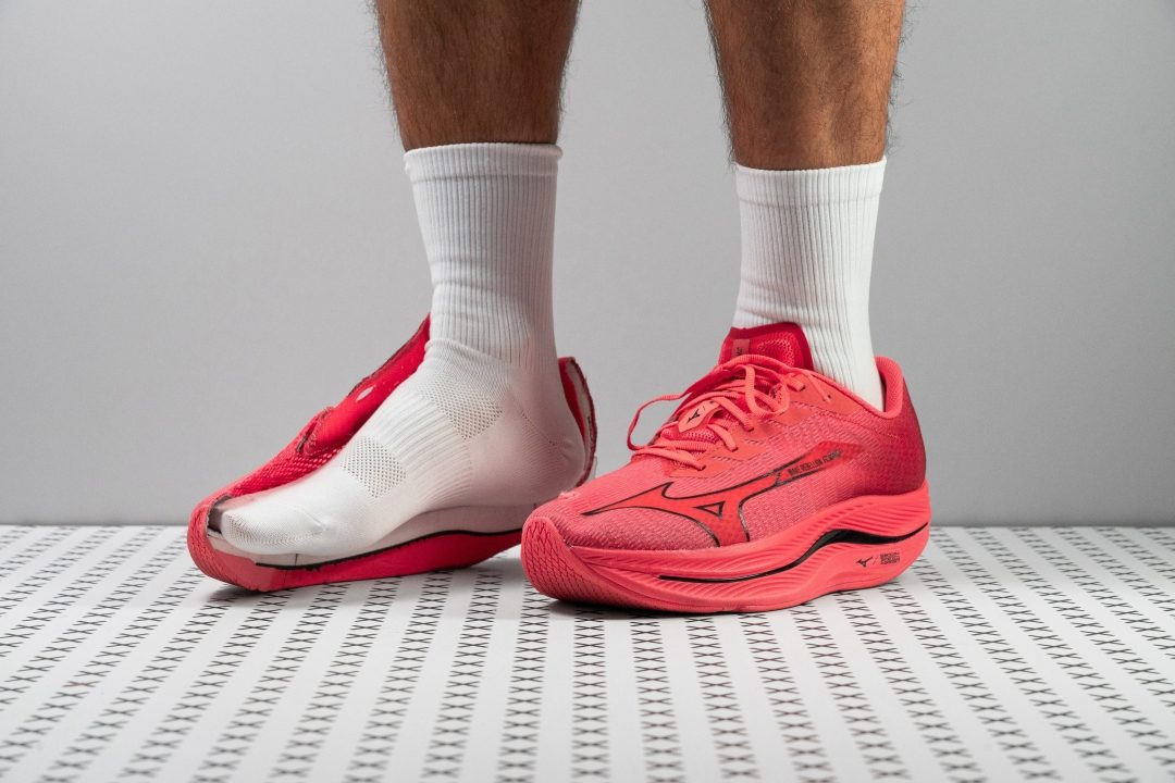 Cut in half: Mizuno Wave Rebellion Flash 2 Review (2025) | RunRepeat