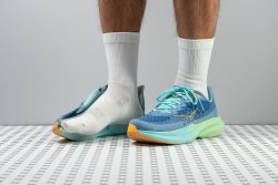Scarpa impermeabile da trail running Nike Pegasus Trail 3 GORE-TEX Uomo Marrone