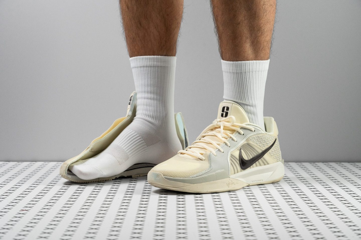 low top nike basketball shoes