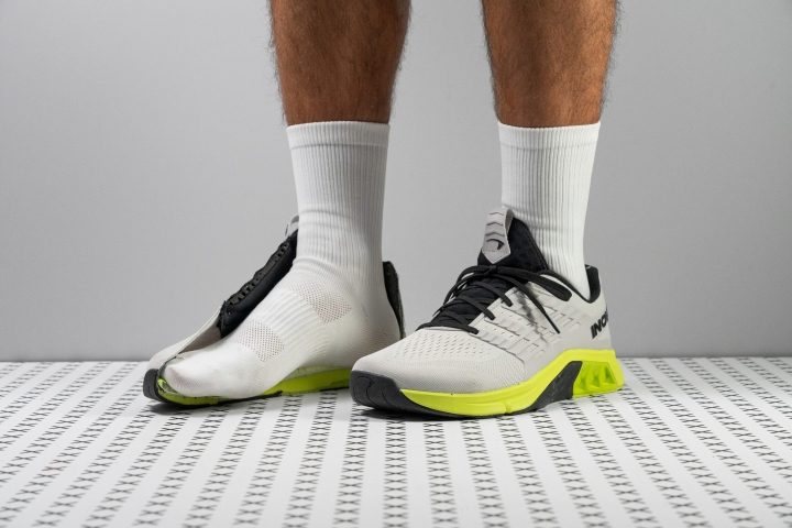 炎*天様 INOV-8 F-LITE スニーカー TM235V2 炎*天様 INOV-8 F-LITE スニーカー TM235V2 - メルカリ