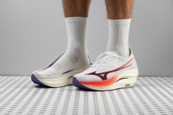 Mizuno Wave Rebellion Pro 3