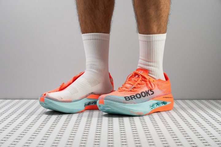 Cut in half: Brooks Hyperion Elite 5 Review (2025) | RunRepeat