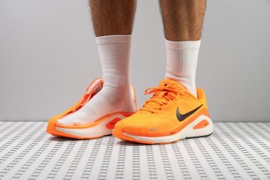 Nike Structure 26