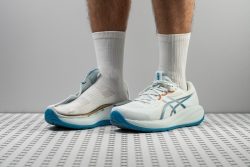 ASICS Gel Cumulus 28