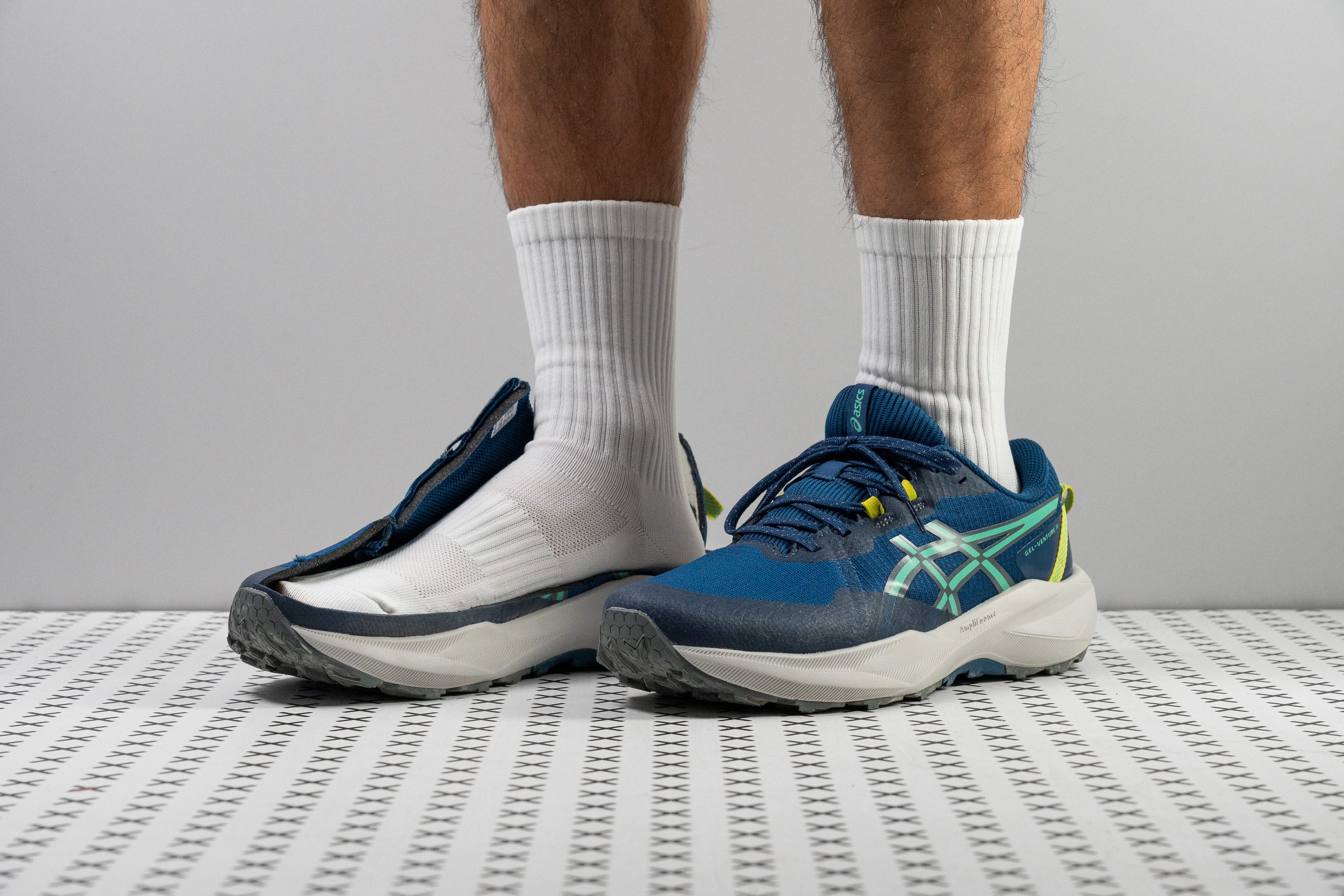 ASICS Gel Venture 11
