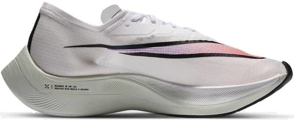 running shoes with carbon fiber plate