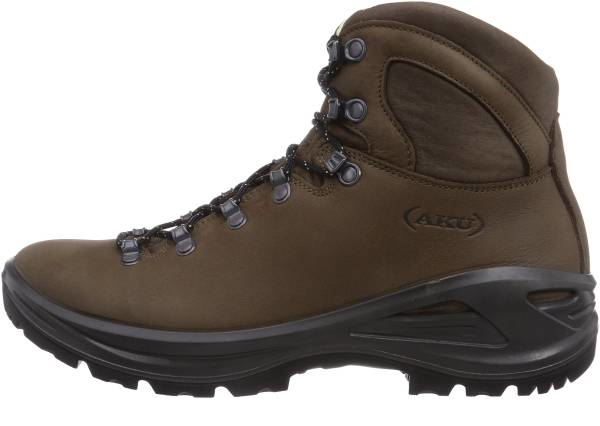best women's hiking boots for narrow heels