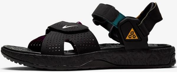 nike hiking sandals mens