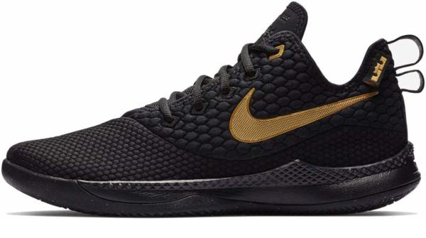 Nike Wide Basketball Shoes (1 Models in 