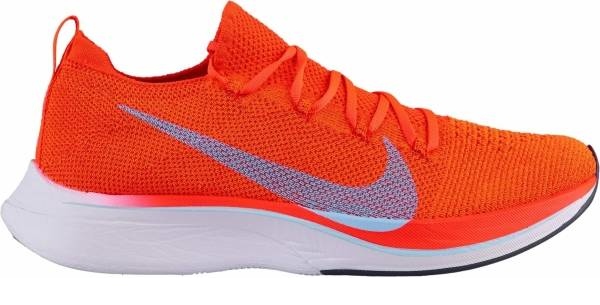 running shoes with carbon fiber plate