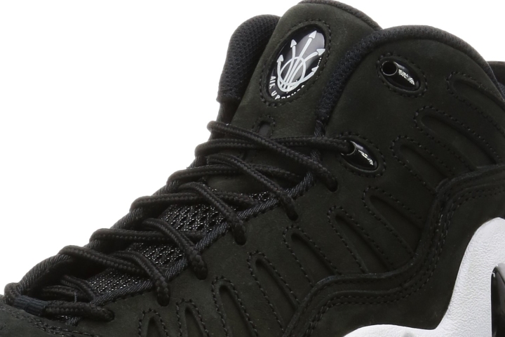 nike uptempo 97 black and white