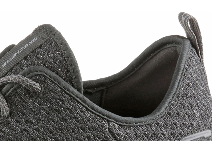 Skechers Donlen sneakers in black | RunRepeat