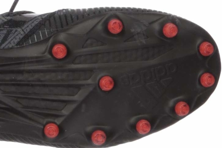 Adidas Freak Ultra Offers reliable traction 