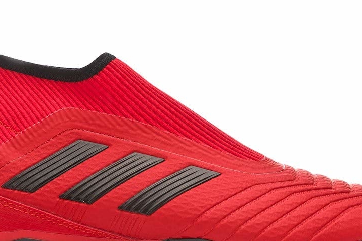 Adidas Predator 19.3 Laceless Firm Ground Secure, form-fitting upper