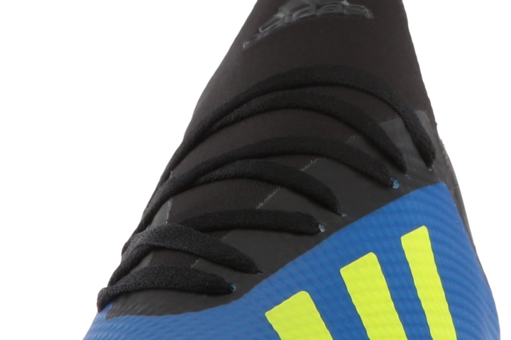 Adidas X Tango 18.3 Turf  front laces