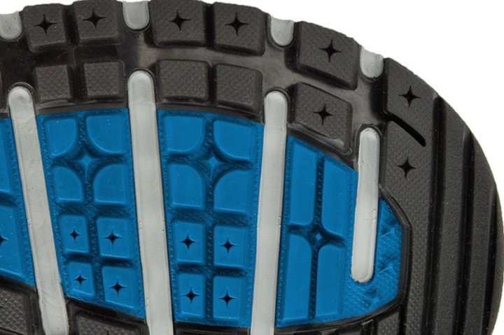 Astral TR1 Mesh outsole traction