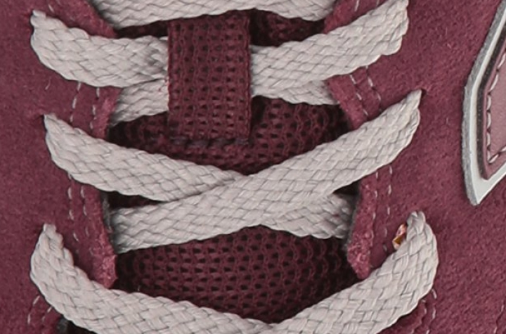 New Balance 574 laces