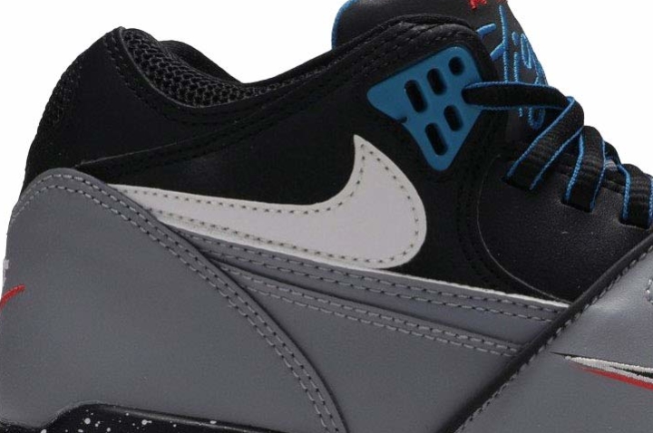 Nike Air Flight 89 side view of collar