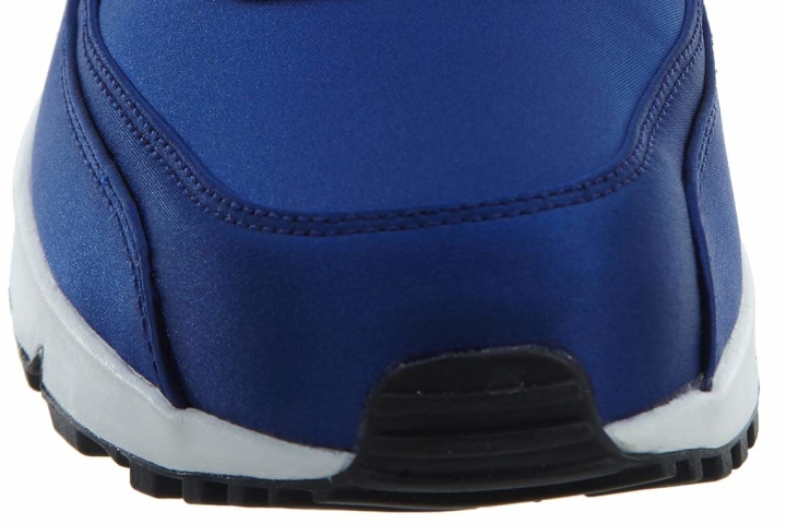 Nike Air Max 90 SE sneakers in 10+ colors | RunRepeat
