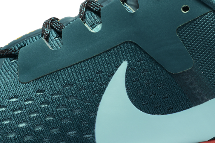 Nike Air Zoom Terra Kiger 5 overlays