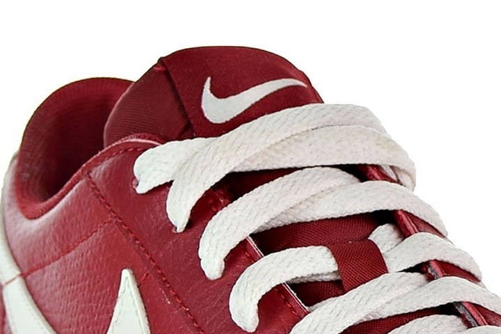 Nike Blazer Low laces lateral view