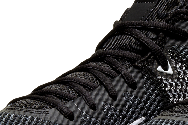 Nike LeBron Witness 4 laces