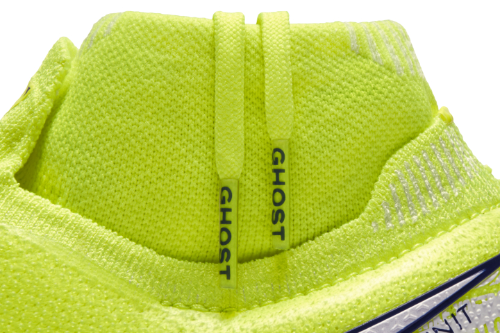 Nike Phantom Vision Elite Dynamic Fit Anti-Clog SG-PRO Re-looping the laces