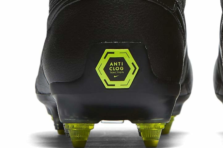Nike Premier II Anti-Clog Traction SG-Pro heel