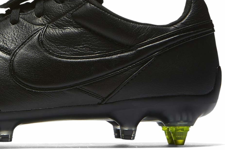 Nike Premier II Anti-Clog Traction SG-Pro shoe midsole
